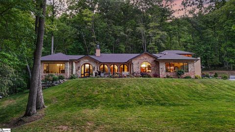 Photo of 959 & 957 Dave Whitaker Road, Other, NC 28742 (MLS # 1596888)