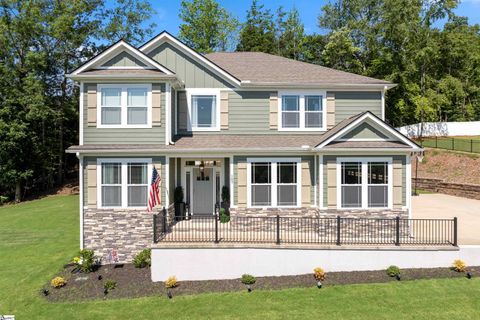 Photo of 107 Eagles Crest Drive, Marietta, SC 29661 (MLS # 1587652)