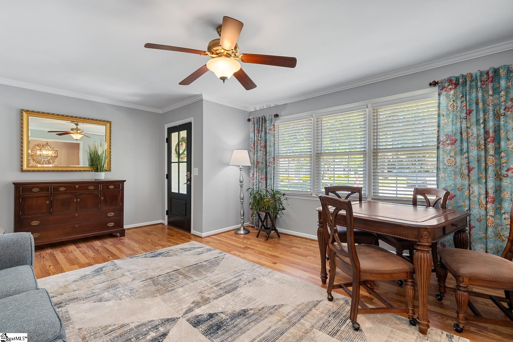 407 Gray Fox Square