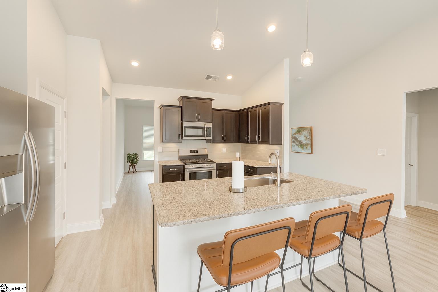 Piedmont, South Carolina 29673, United States, 4 Bedrooms Bedrooms, ,2 BathroomsBathrooms,Residential,Active,214105