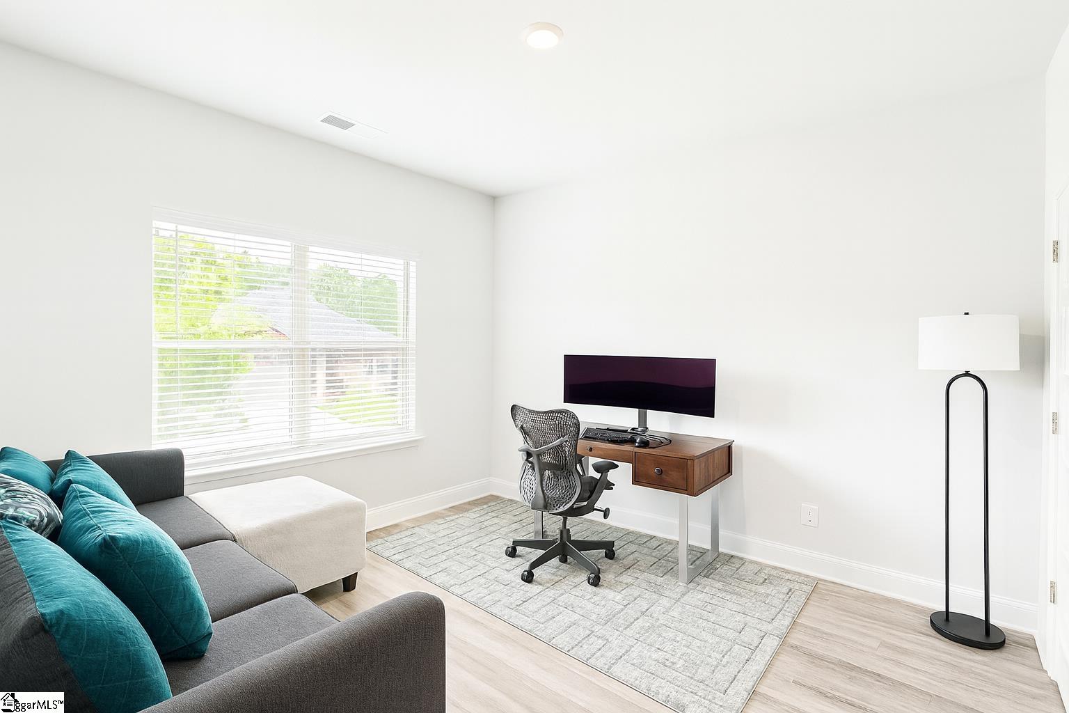 Piedmont, South Carolina 29673, United States, 4 Bedrooms Bedrooms, ,2 BathroomsBathrooms,Residential,Active,214105