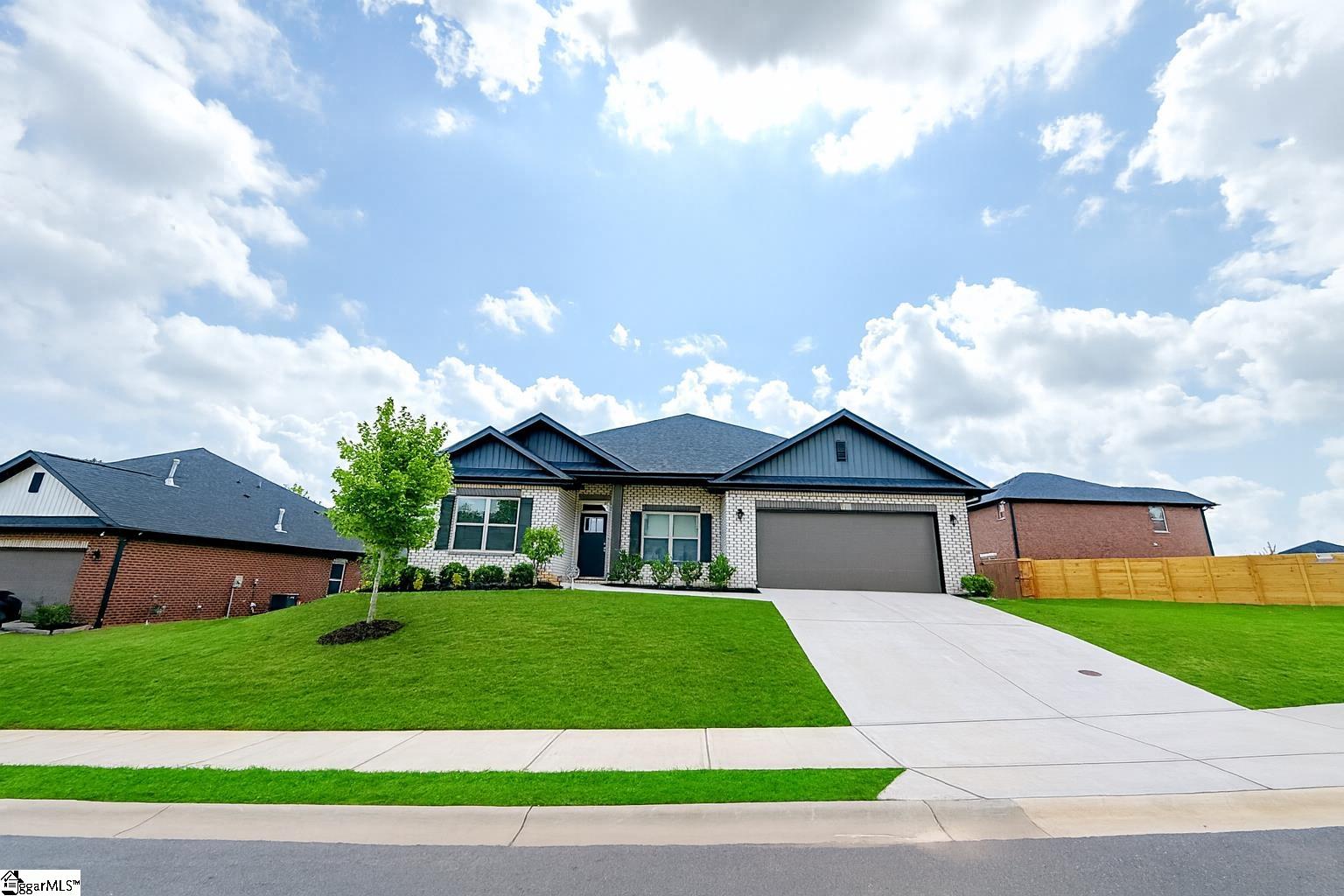 Piedmont, South Carolina 29673, United States, 4 Bedrooms Bedrooms, ,2 BathroomsBathrooms,Residential,Active,214105