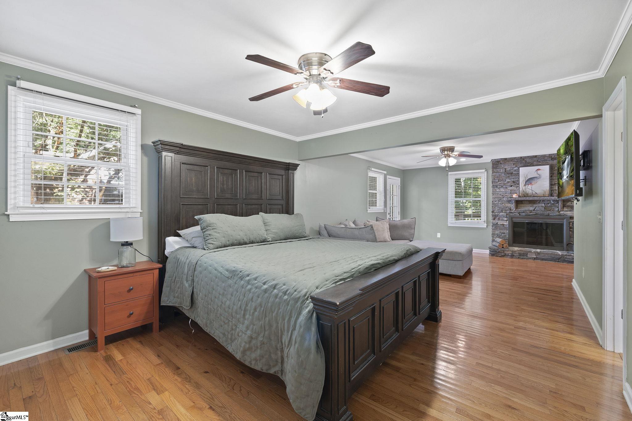 Simpsonville, South Carolina 29680, United States, 4 Bedrooms Bedrooms, ,2 BathroomsBathrooms,Residential,Contingent,180415