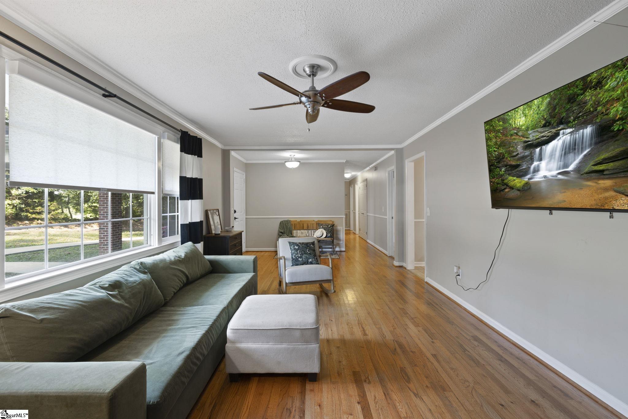 Simpsonville, South Carolina 29680, United States, 4 Bedrooms Bedrooms, ,2 BathroomsBathrooms,Residential,Contingent,180415