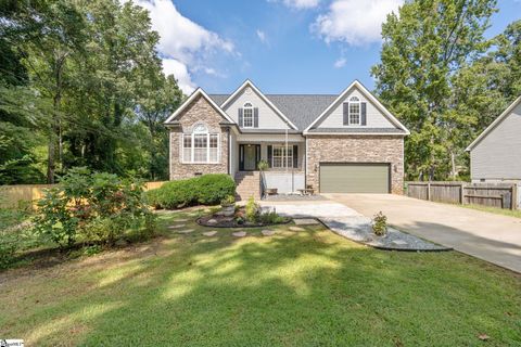 216 Barrett Drive Mauldin SC 29662