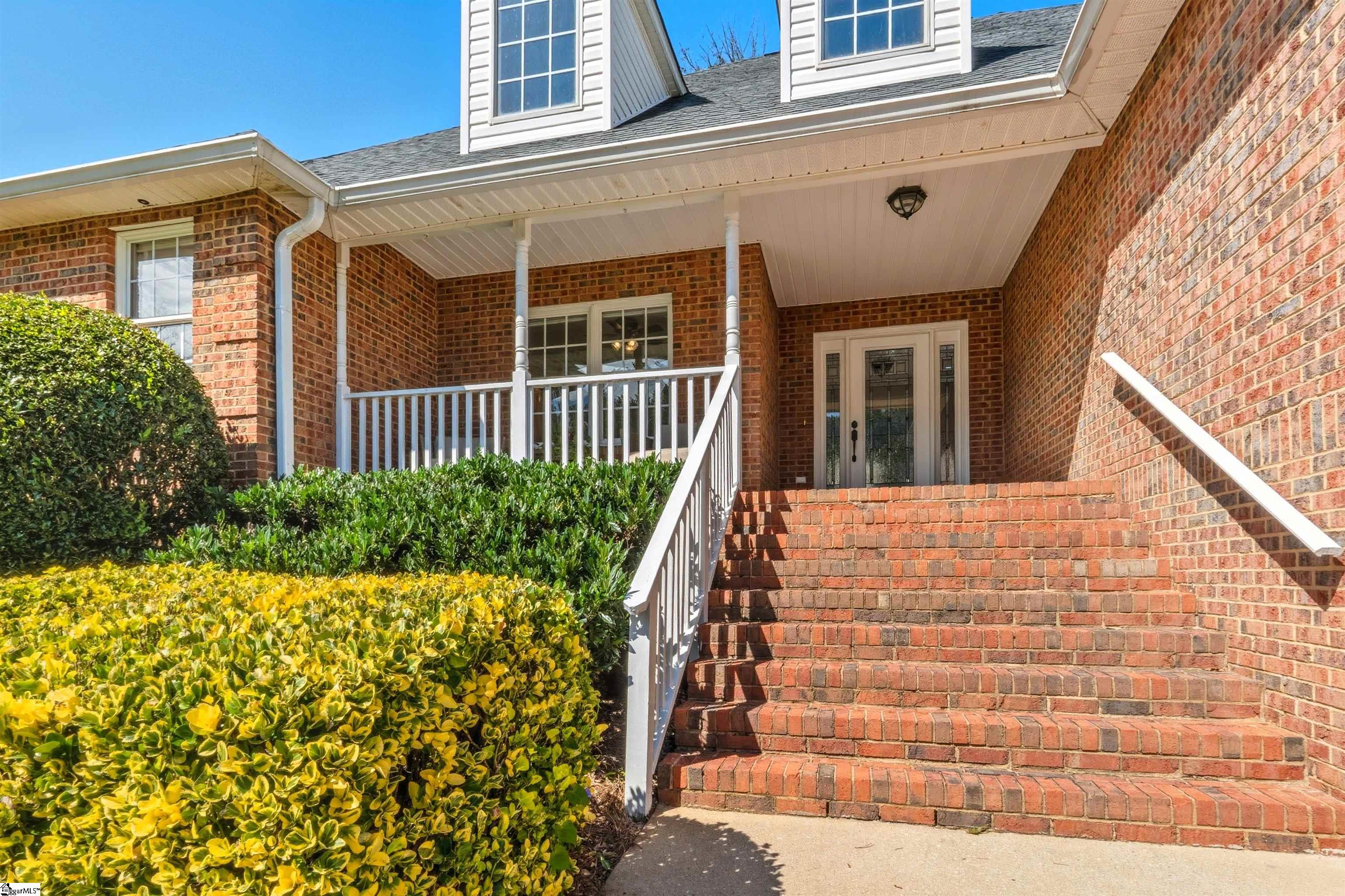 121 Red Maple Circle