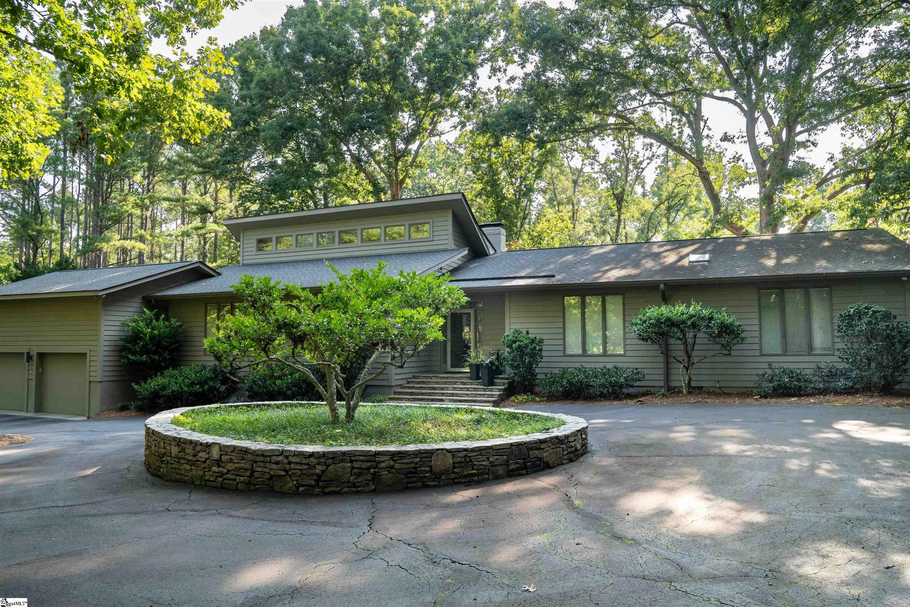 100 Wood Lily Lane