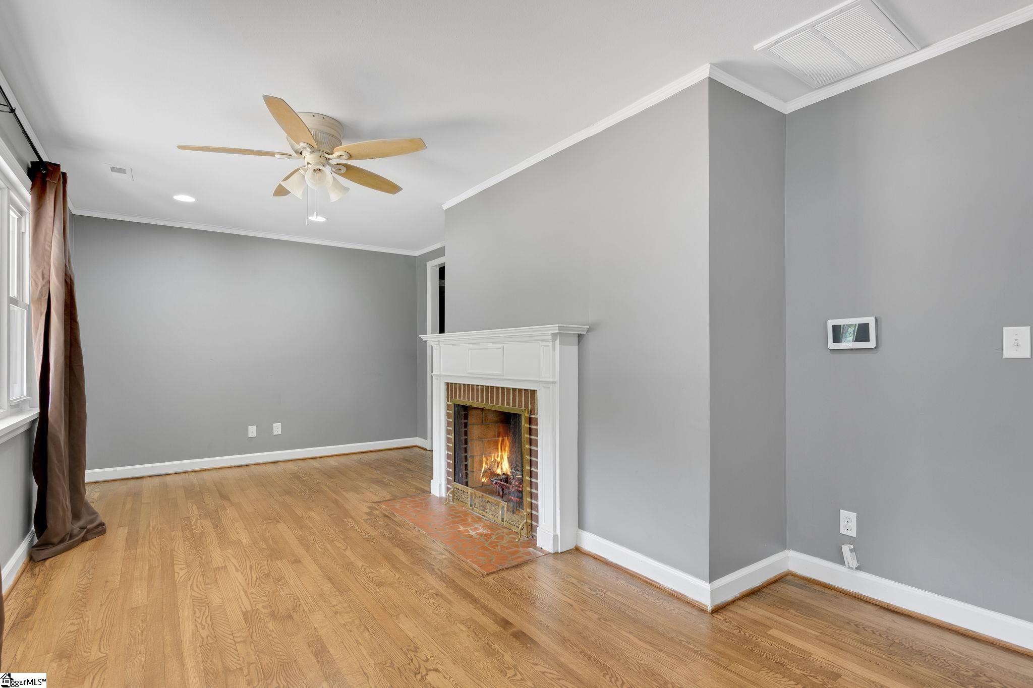 301 Crestwood Drive