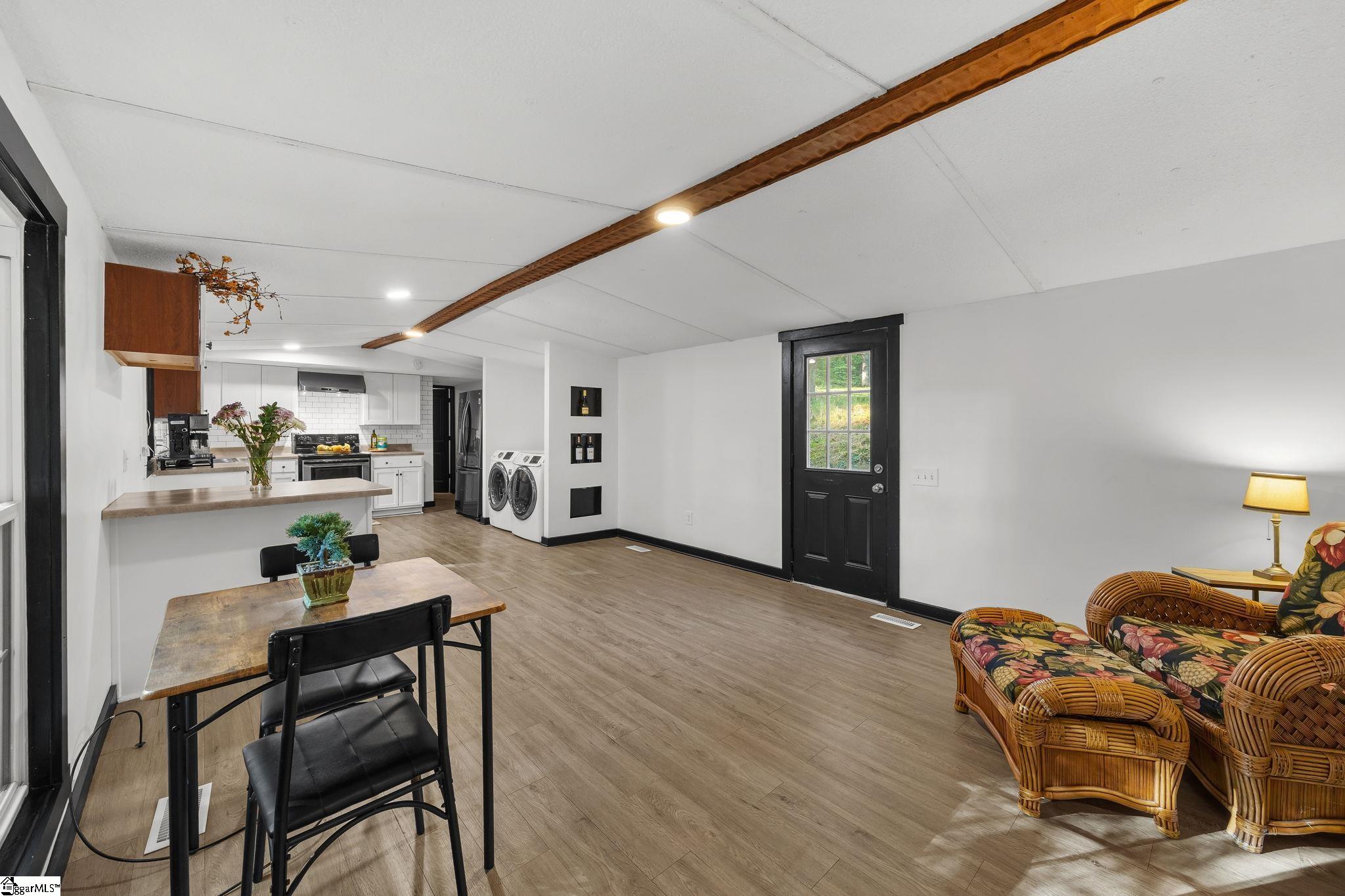217 Old River Road