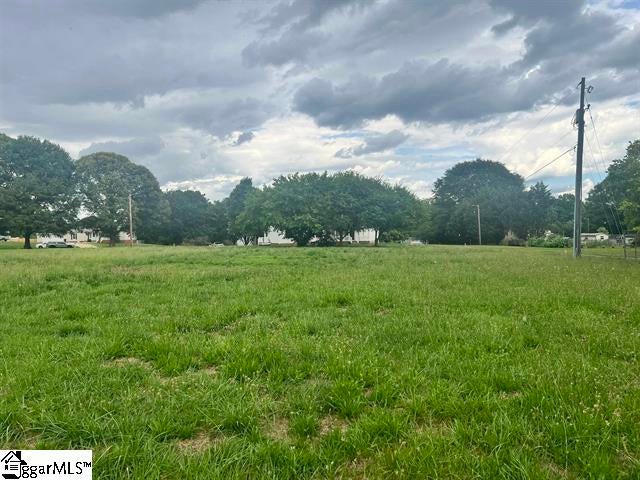 700 E Victor Hill Road