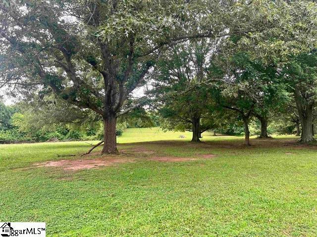 700 E Victor Hill Road