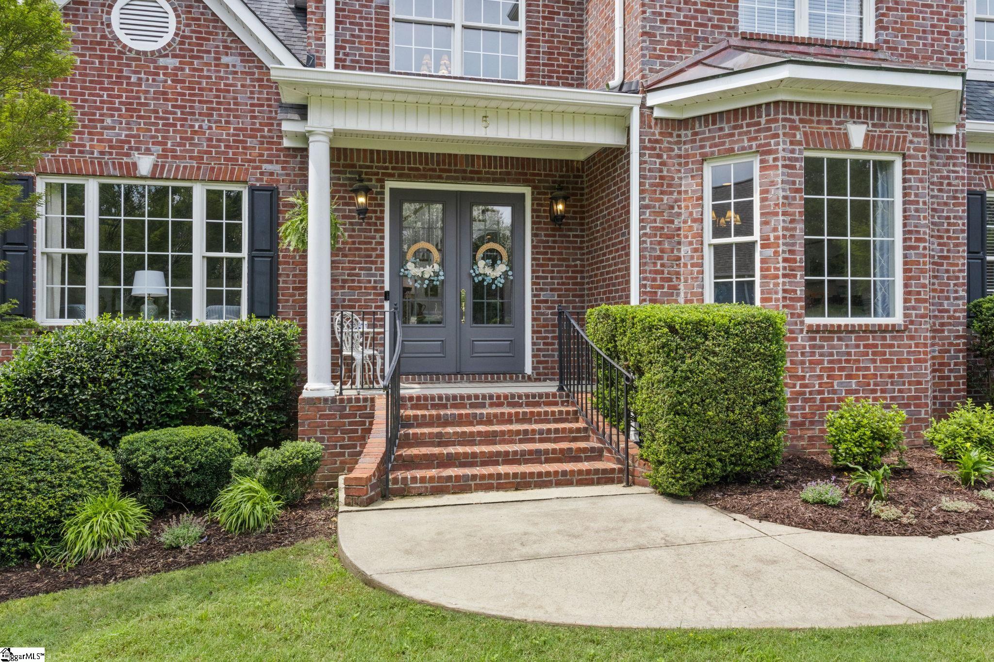 5 Fife Court