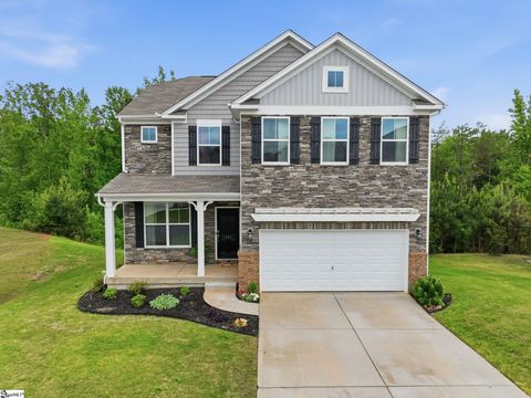 Photo of 421 Balvenie Drive, Greenville, SC 29607 (MLS # 1591975)
