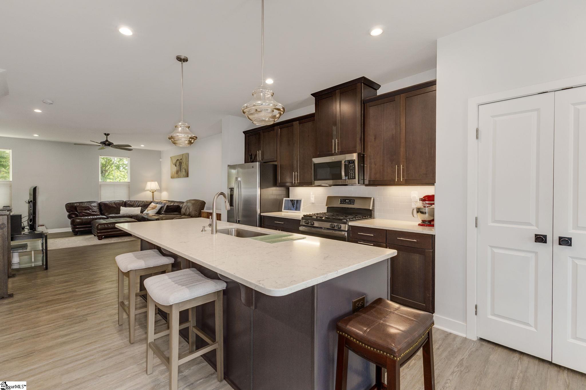 Greenville, South Carolina 29607, United States, 4 Bedrooms Bedrooms, ,3 BathroomsBathrooms,Residential,Active,139781