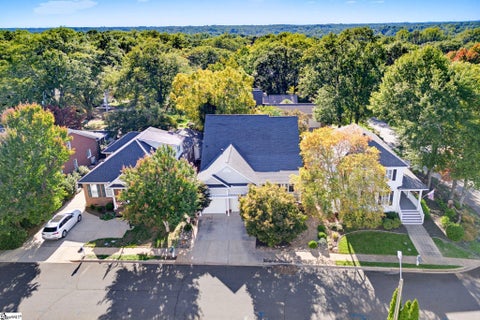 Photo of 4 Crabapple Court, Greenville, SC 29605 (MLS # 1607049)