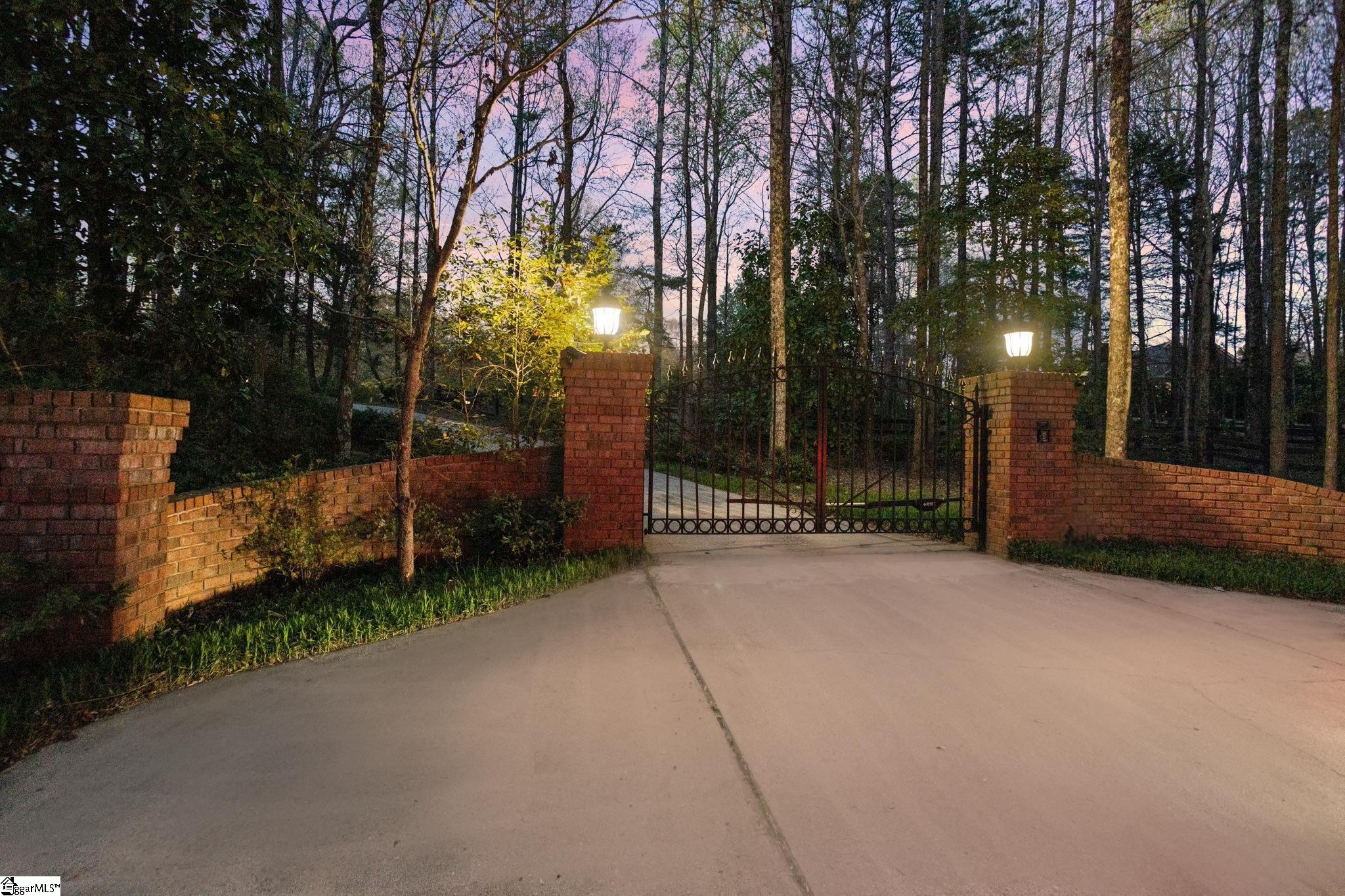 208 Holland Road