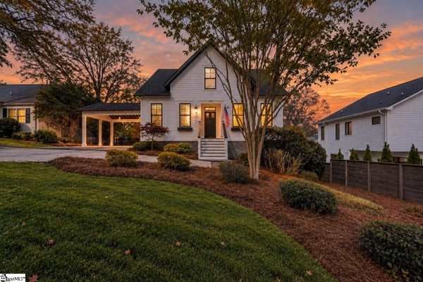 425 E FARIS RD, GREENVILLE, SC 29605 - Image f6c29fc601331df85390c7e77ea0ad26/1629307264