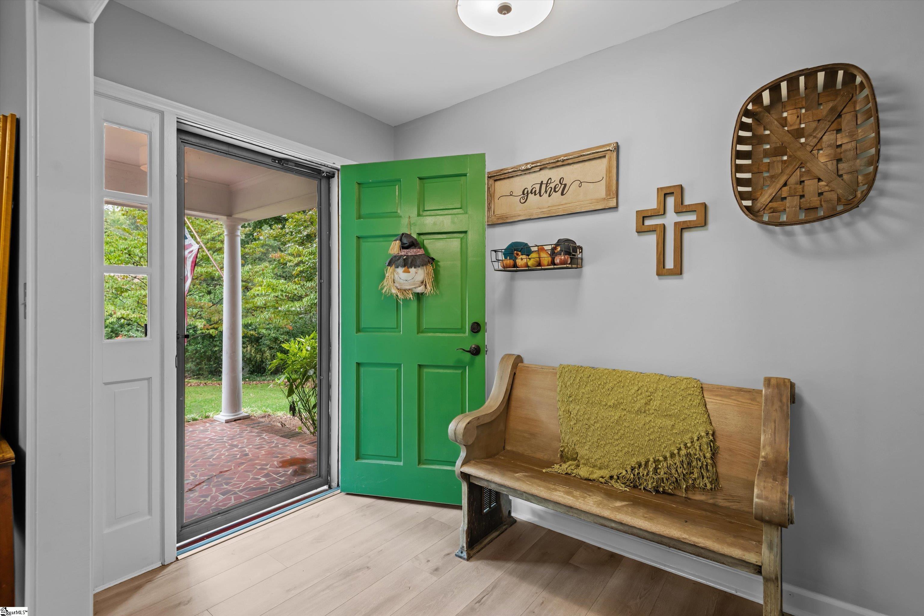 Anderson, South Carolina 29621, United States, 3 Bedrooms Bedrooms, ,2 BathroomsBathrooms,Residential,Active,218163