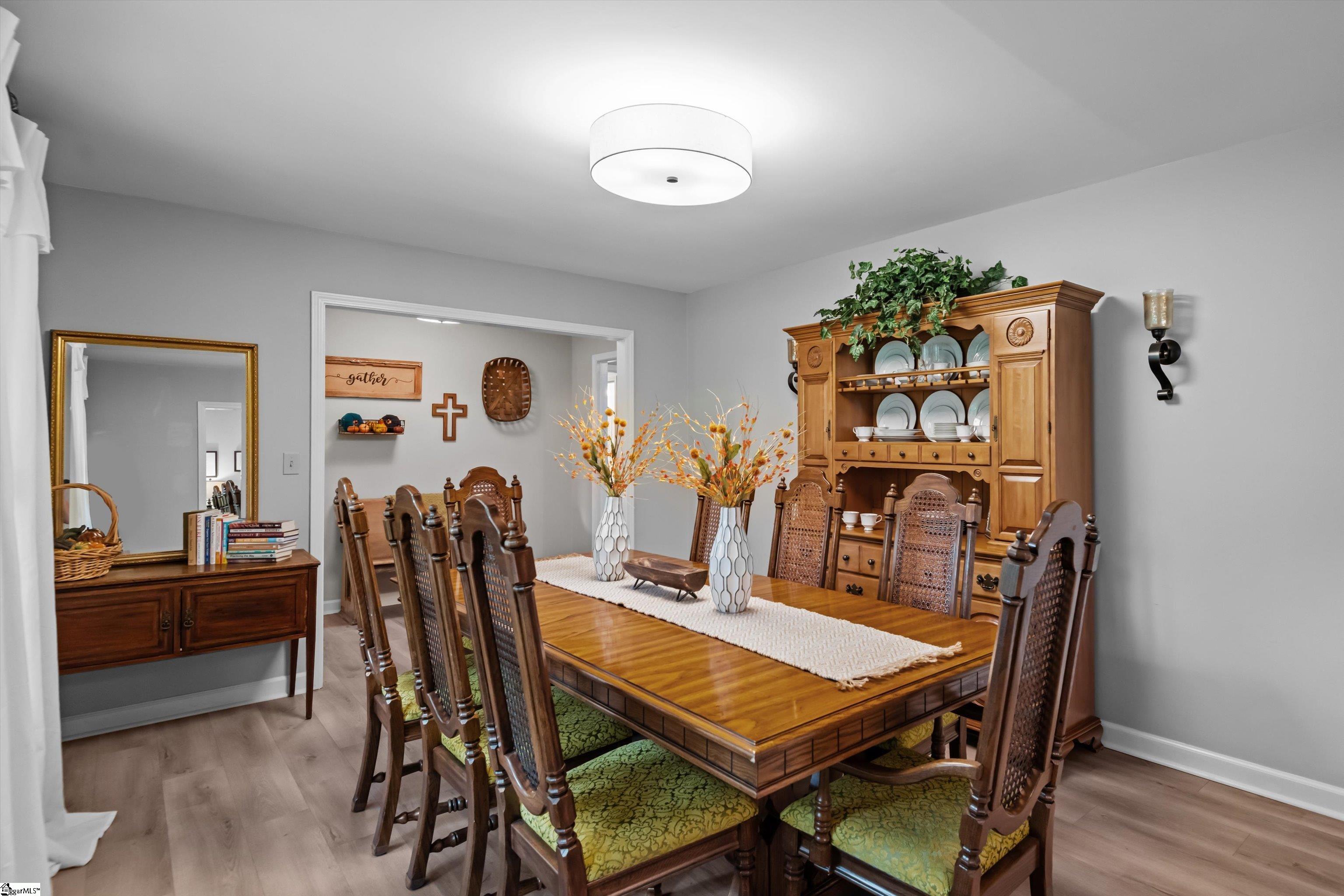 Anderson, South Carolina 29621, United States, 3 Bedrooms Bedrooms, ,2 BathroomsBathrooms,Residential,Active,218163