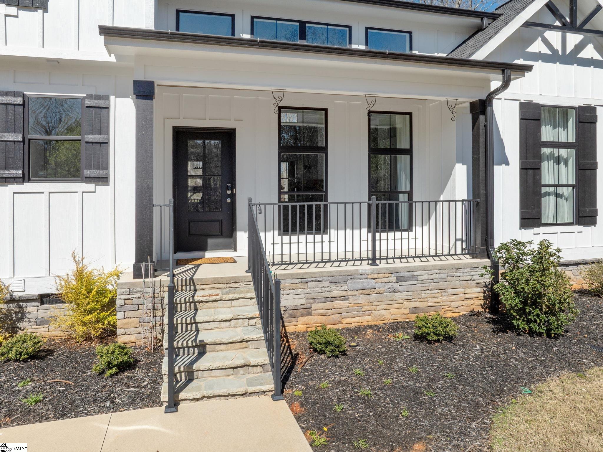 110 Royal Oaks Drive