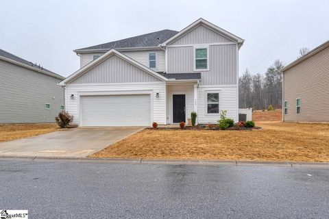 Photo of 122 Mainsail Way, Spartanburg, SC 29301 (MLS # 1578962)