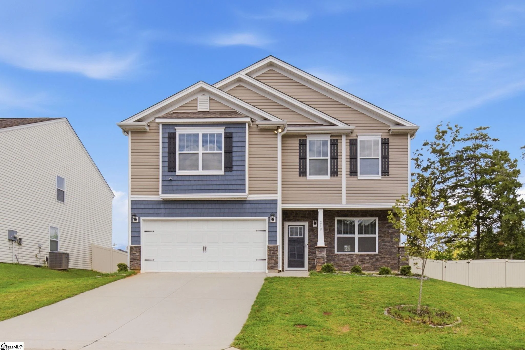 219 Darrowby Way