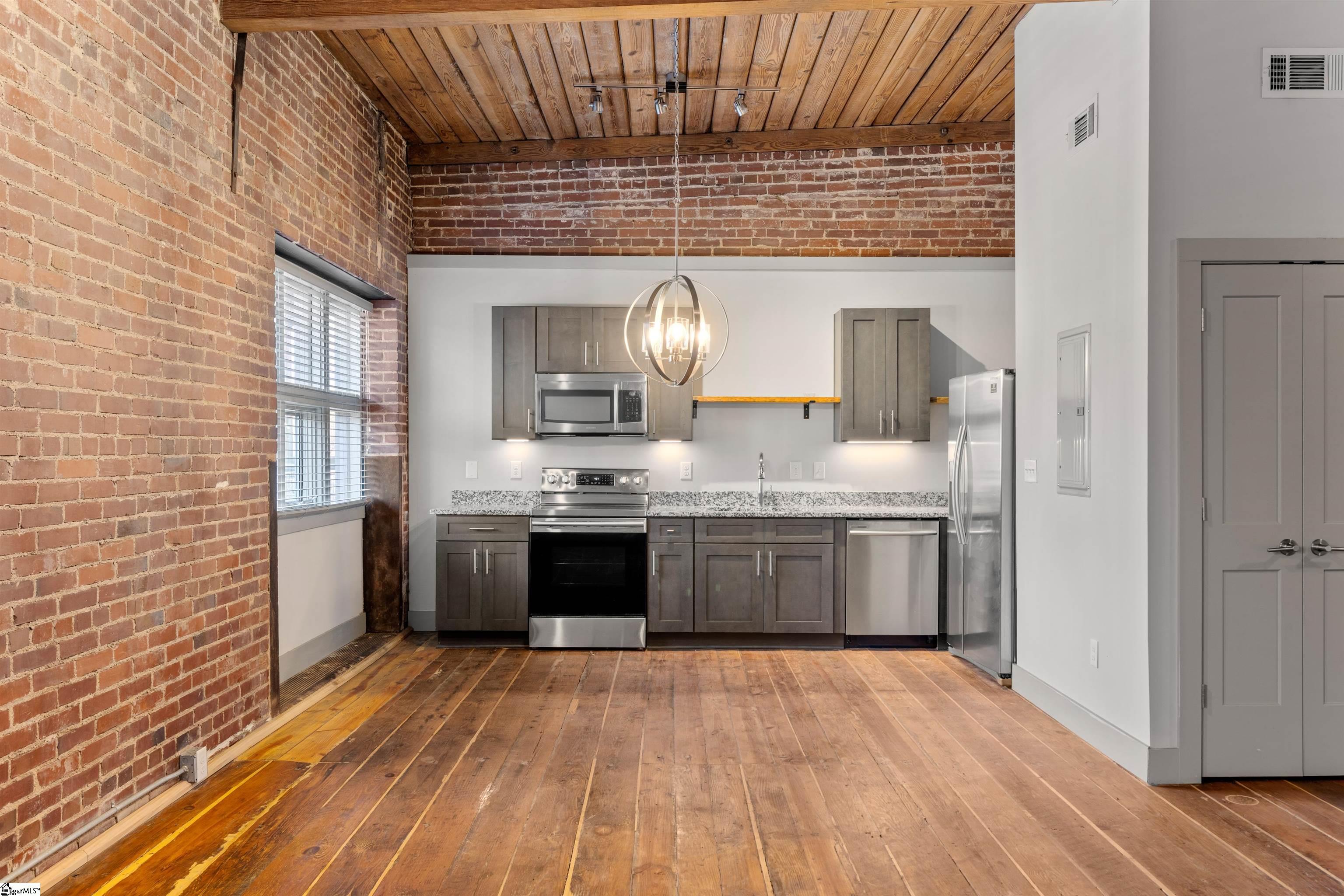 806 Green Avenue UNIT 209