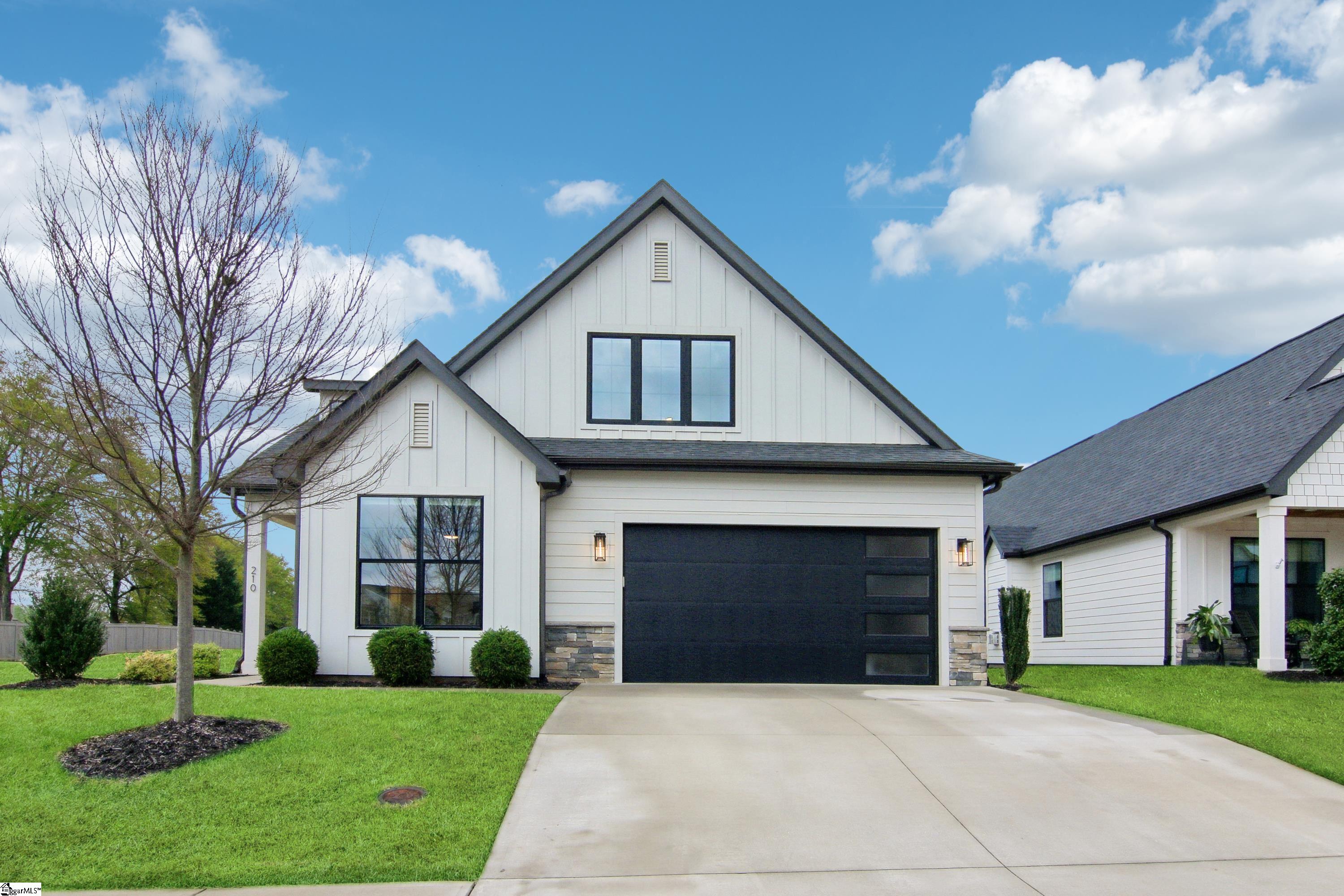 210 Nantallah Trail