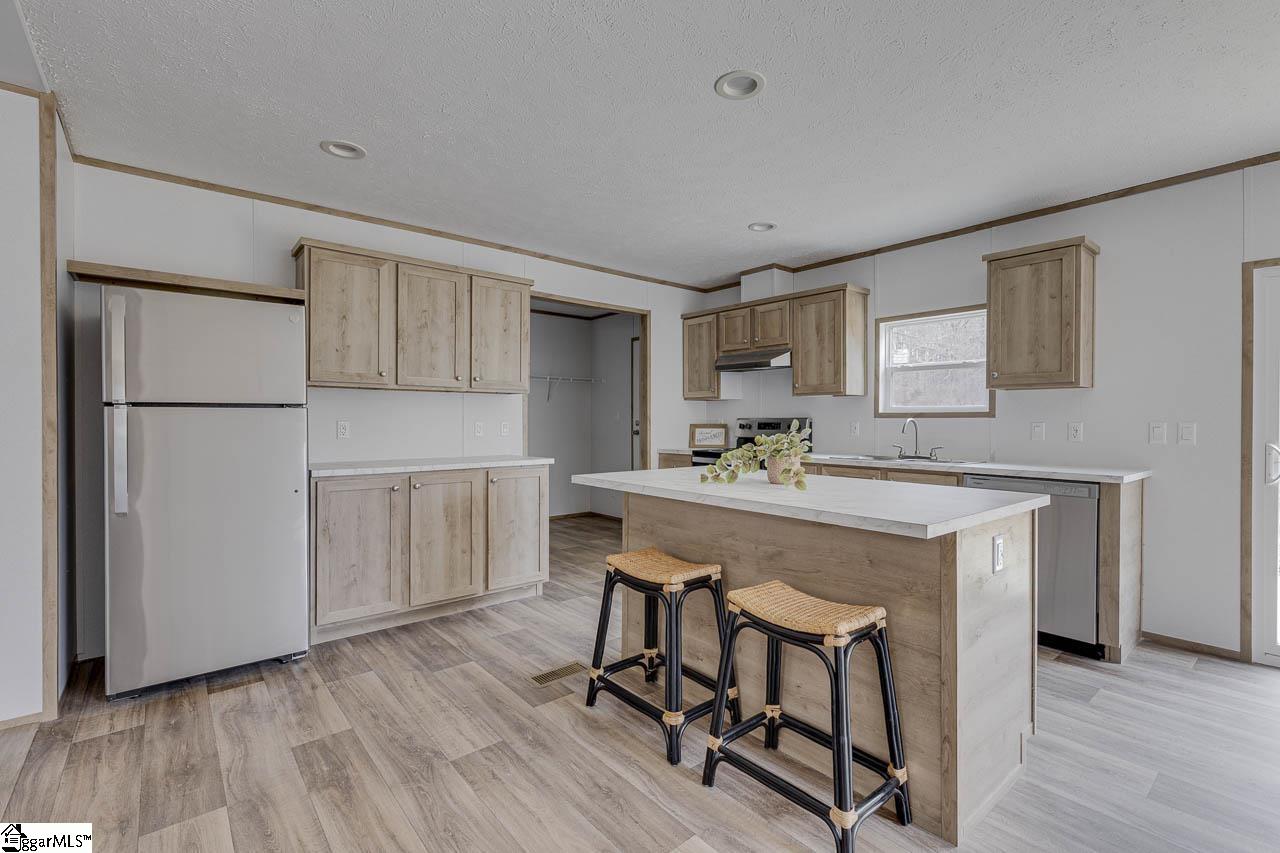 844 Black Snake Road