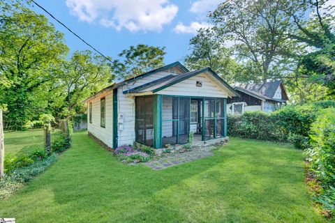 Photo of 7 Dobbs Street, Greenville, SC 29605 (MLS # 1589446)