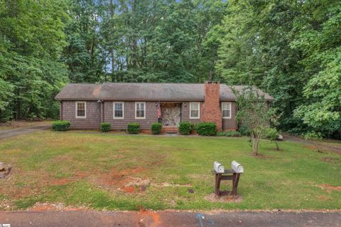 37 Wedgefield Drive Boiling Springs SC 29316