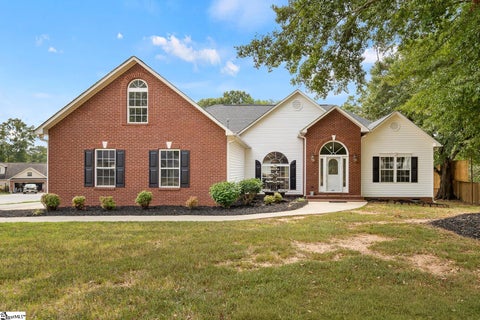 Photo of 191 Amberwood Drive, Anderson, SC 29621 (MLS # 1604171)