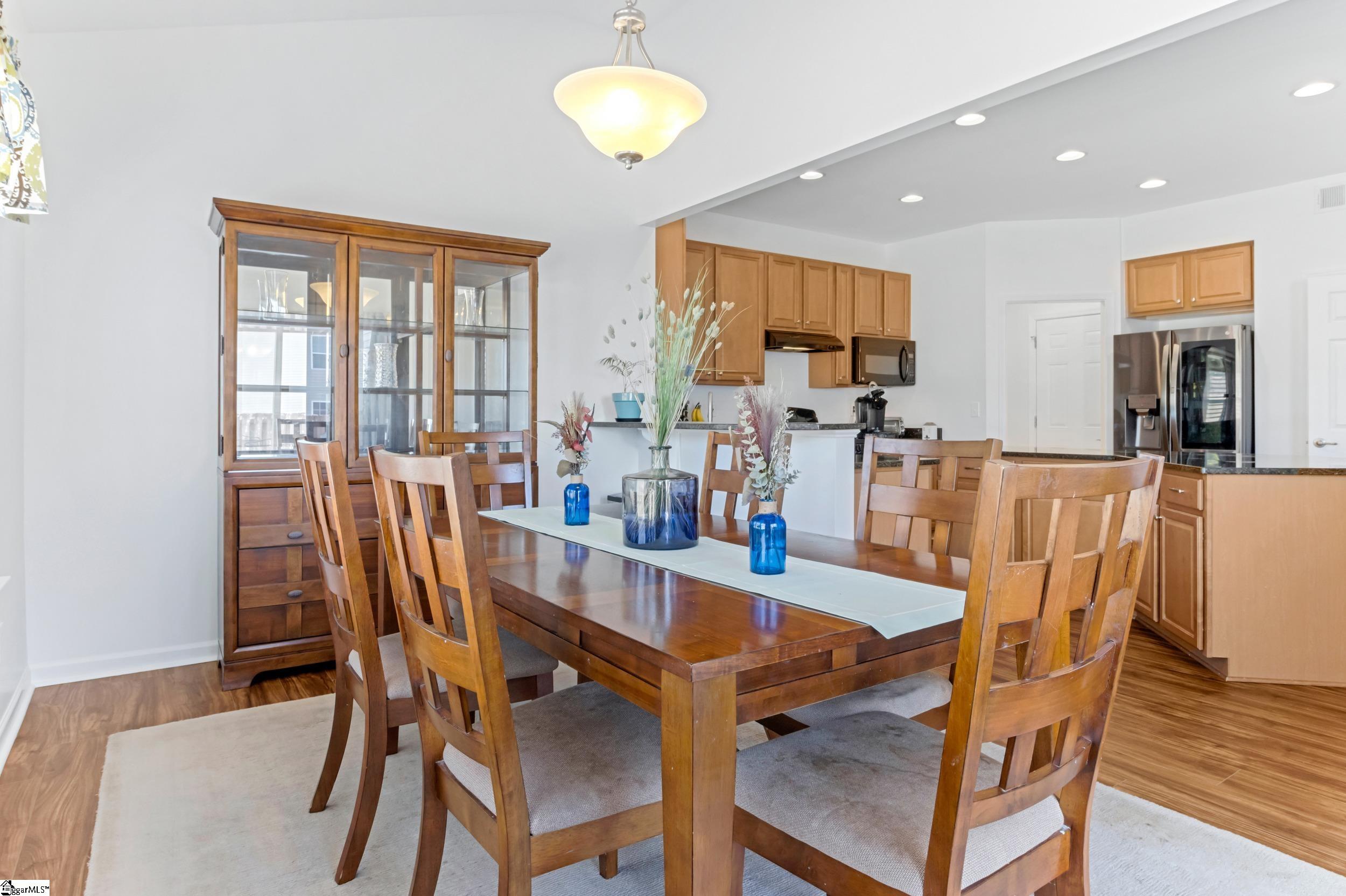 Greenville, South Carolina 29607, United States, 4 Bedrooms Bedrooms, ,3 BathroomsBathrooms,Residential,Active,95586