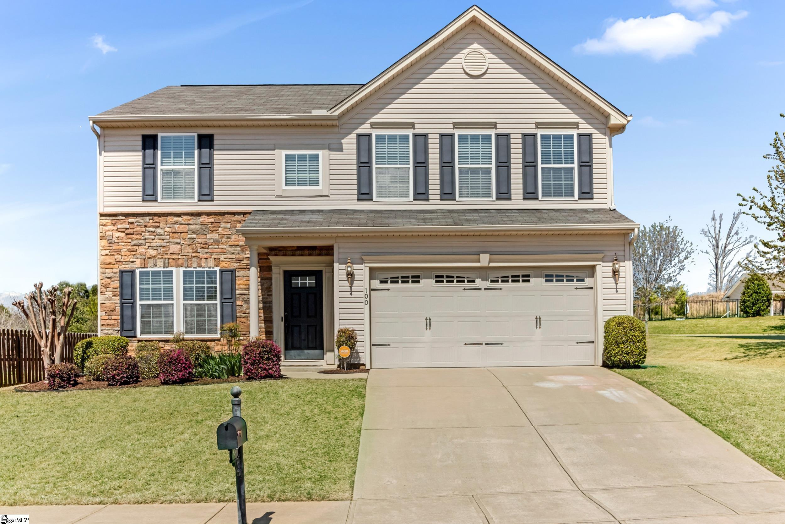 Greenville, South Carolina 29607, United States, 4 Bedrooms Bedrooms, ,3 BathroomsBathrooms,Residential,Active,95586