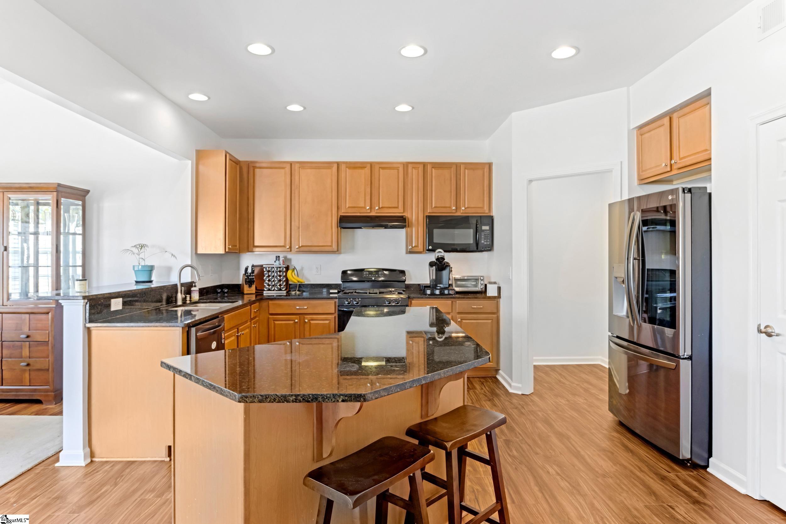 Greenville, South Carolina 29607, United States, 4 Bedrooms Bedrooms, ,3 BathroomsBathrooms,Residential,Active,95586