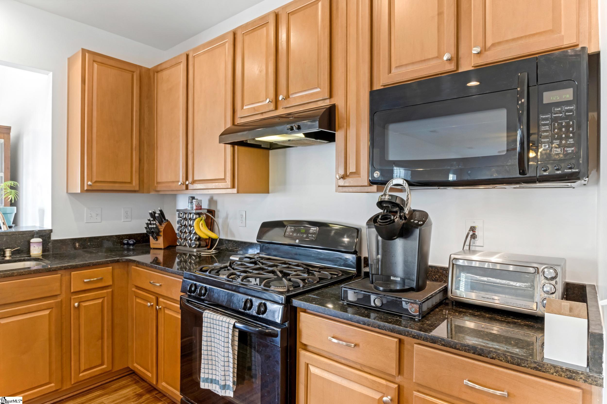 Greenville, South Carolina 29607, United States, 4 Bedrooms Bedrooms, ,3 BathroomsBathrooms,Residential,Active,95586