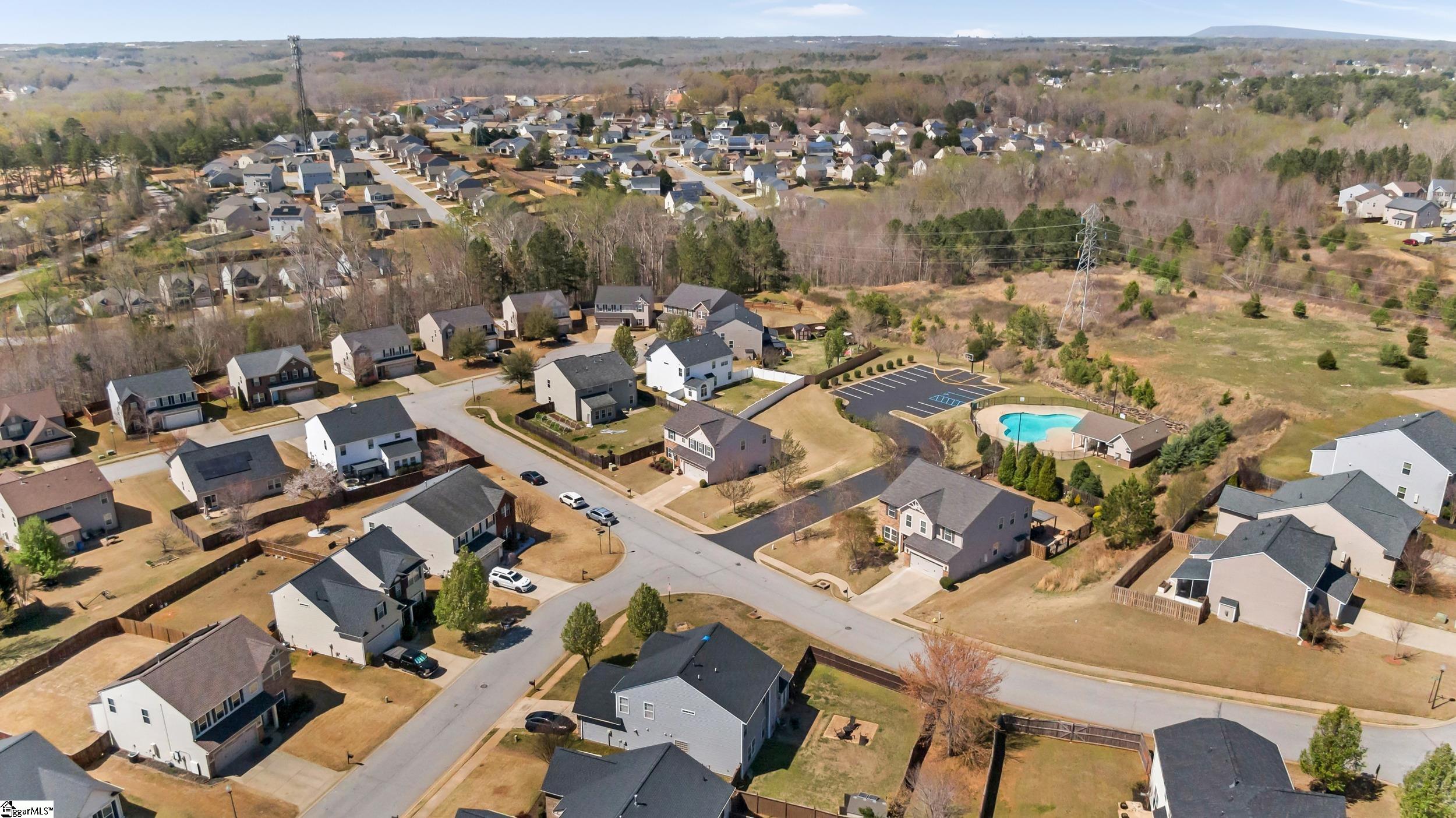 Greenville, South Carolina 29607, United States, 4 Bedrooms Bedrooms, ,3 BathroomsBathrooms,Residential,Active,95586