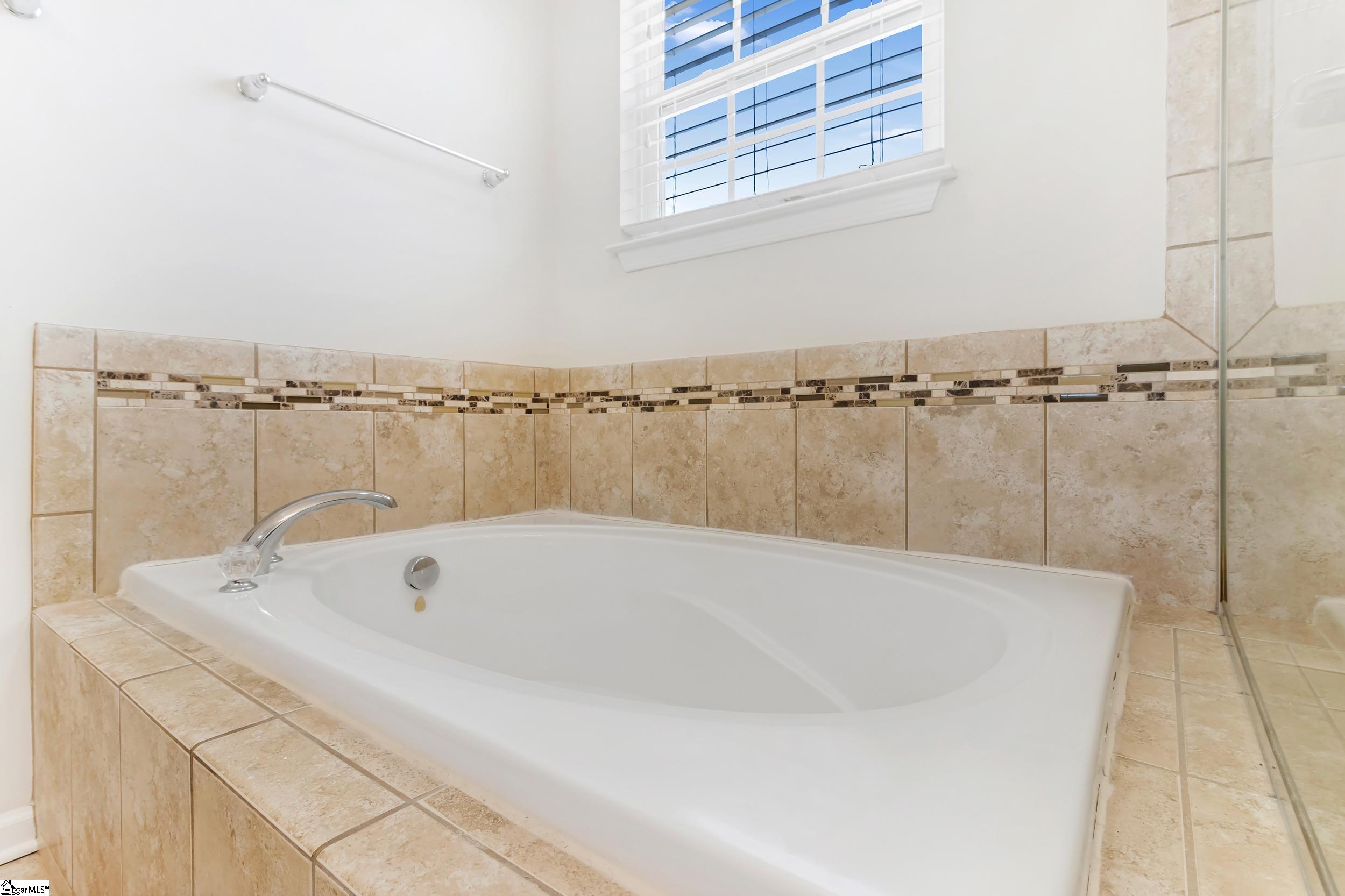 Greenville, South Carolina 29607, United States, 4 Bedrooms Bedrooms, ,3 BathroomsBathrooms,Residential,Active,95586