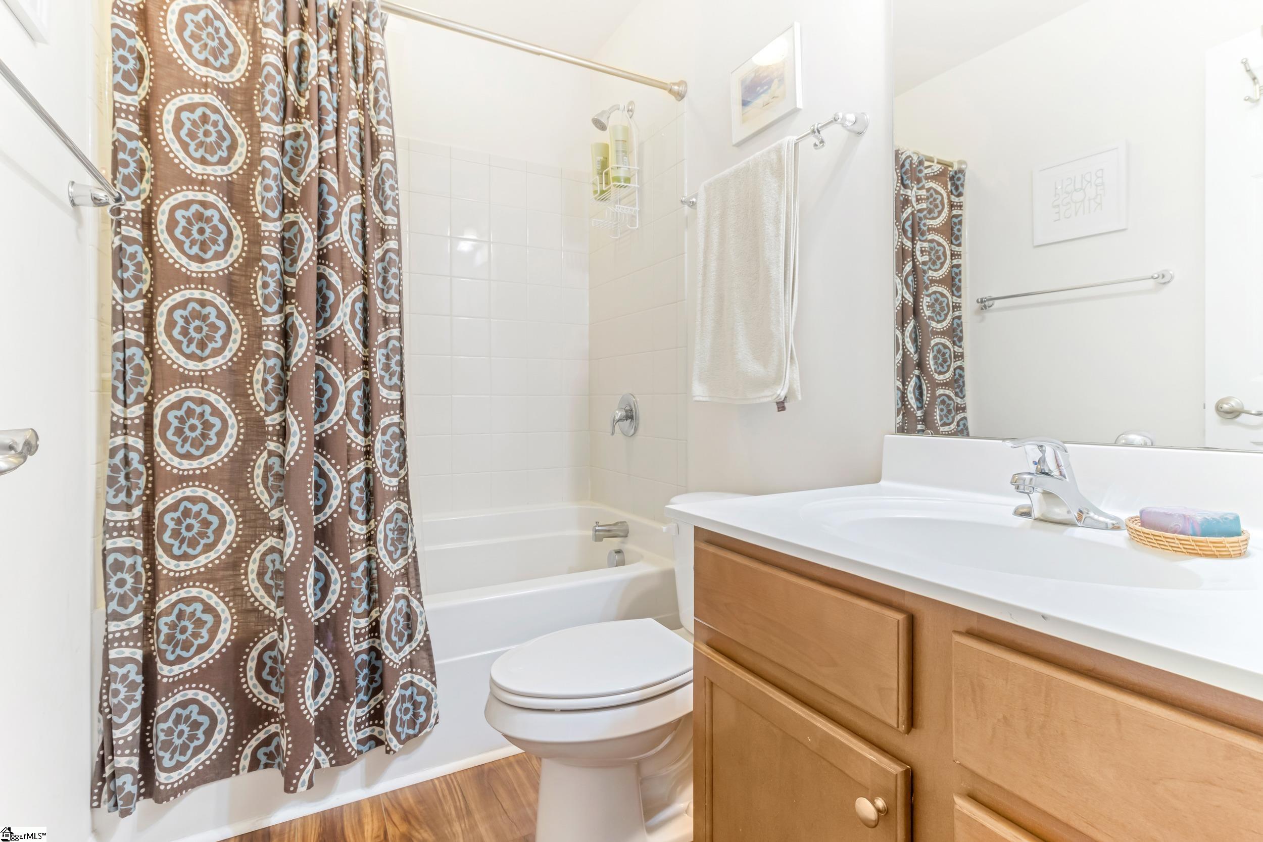 Greenville, South Carolina 29607, United States, 4 Bedrooms Bedrooms, ,3 BathroomsBathrooms,Residential,Active,95586