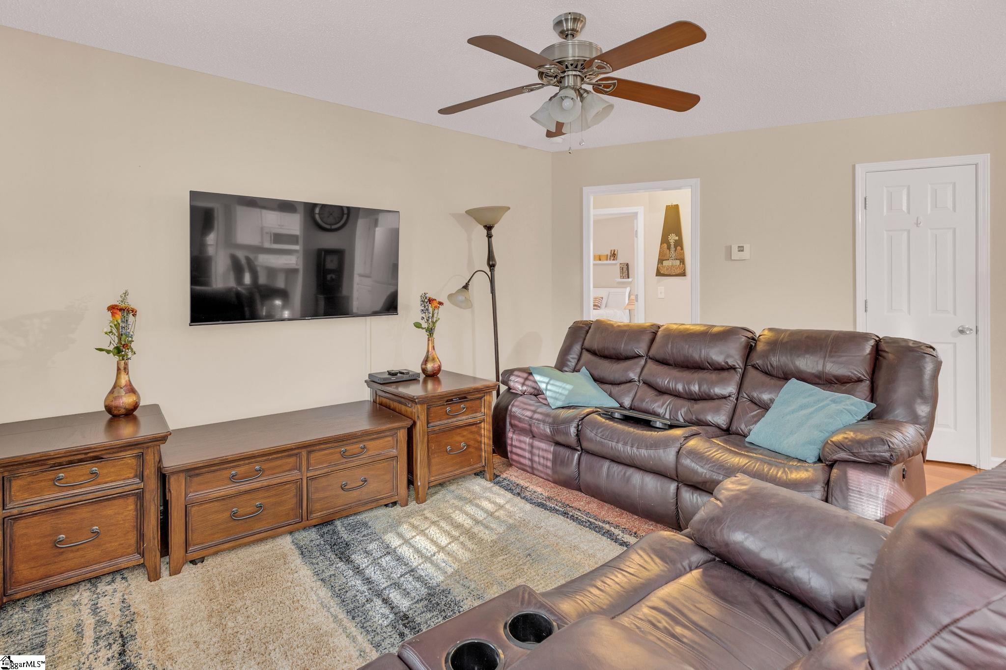 Liberty, South Carolina 29657, United States, 3 Bedrooms Bedrooms, ,2 BathroomsBathrooms,Residential,Active,233314