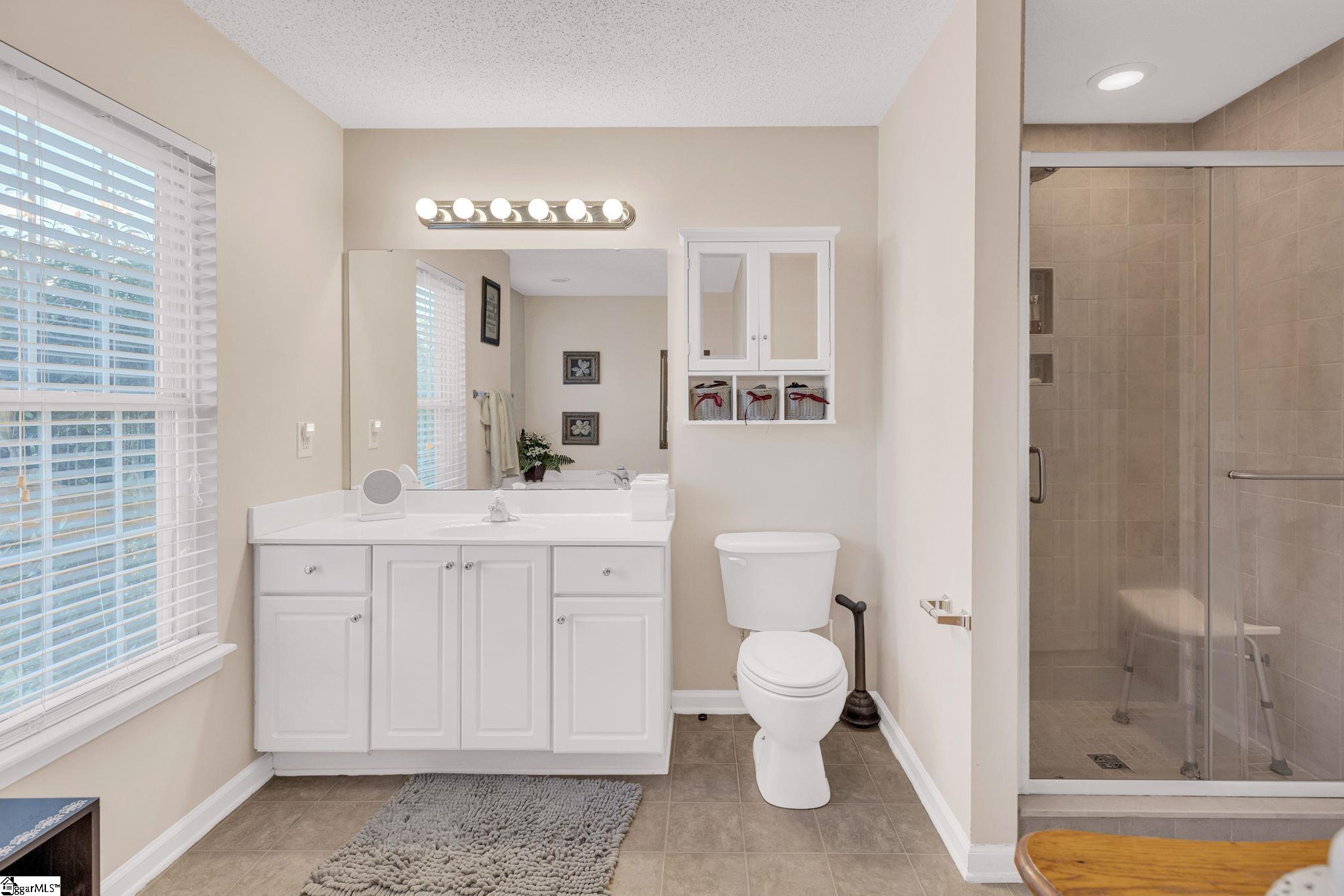 Liberty, South Carolina 29657, United States, 3 Bedrooms Bedrooms, ,2 BathroomsBathrooms,Residential,Active,233314