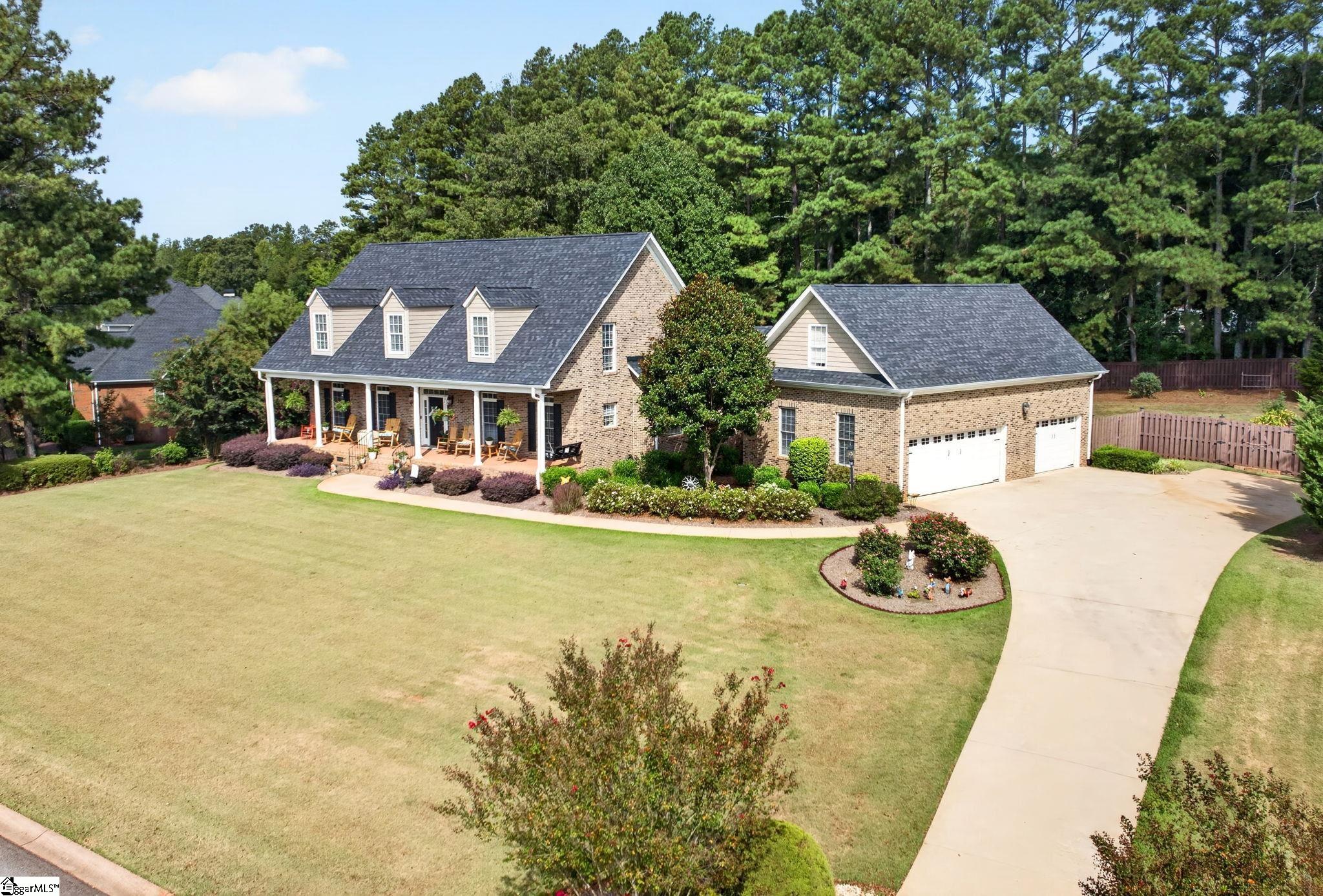 102 Lantern Ridge Drive