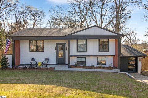 Photo of 7 Copeland Court, Greenville, SC 29607 (MLS # 1589485)