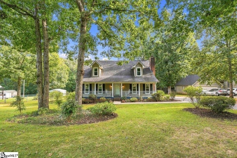 Photo of 302 Hamilton Drive, Easley, SC 29640 (MLS # 1606347)