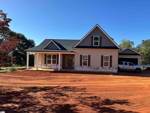 Photo of 1253 Tubbs Mountain Road, Travelers Rest, SC 29690 (MLS # 1571509)