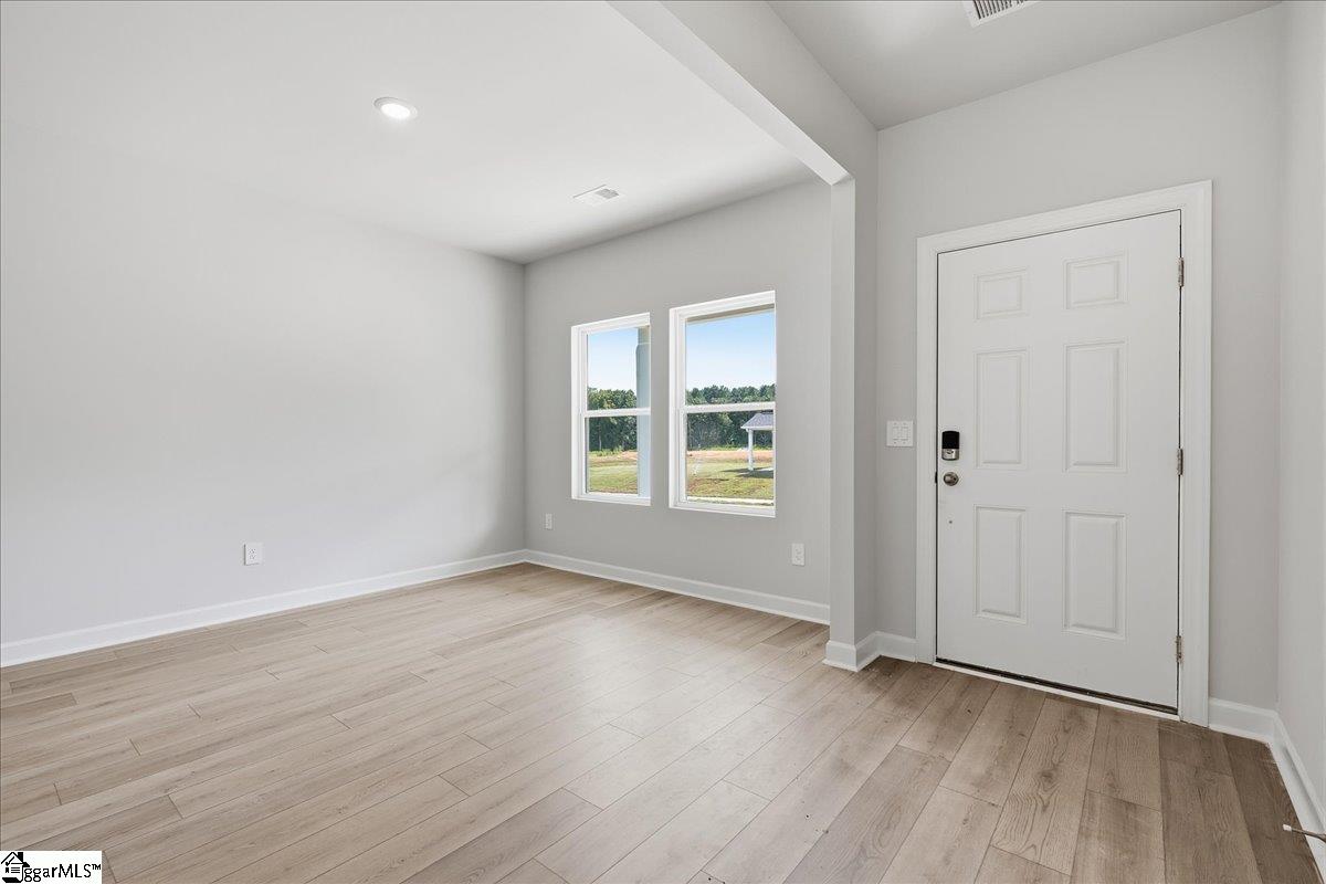 103 Swan Grove Trail