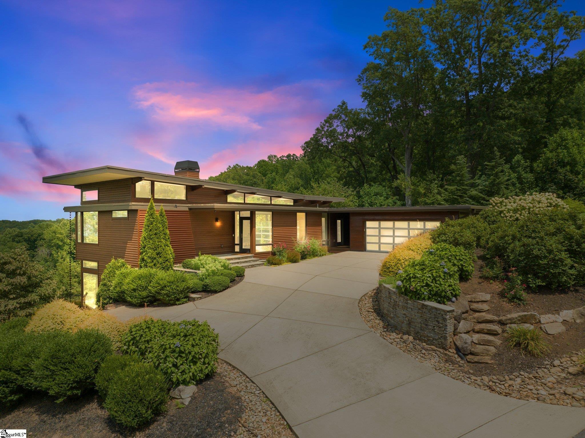 6 Windfaire Pass Court