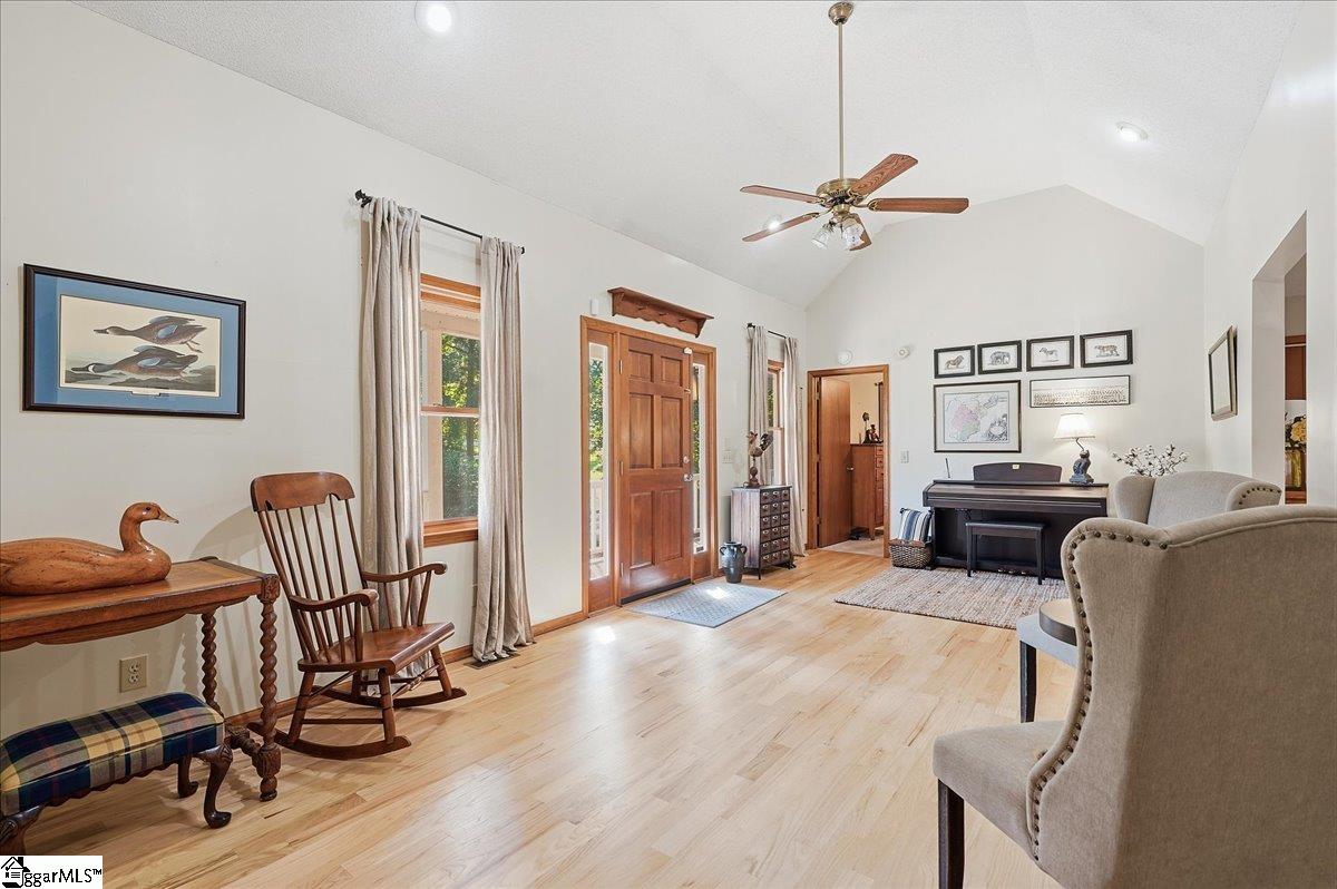 109 Holder Street