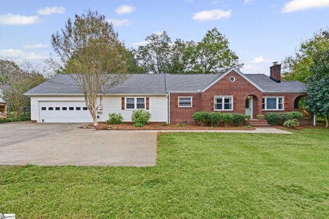 Photo of 706 Piedmont Park Road, Greenville, SC 29609 (MLS # 1608165)
