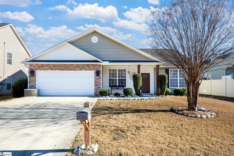 Photo of 4 Greenbranch Way, Simpsonville, SC 29680 (MLS # 1580752)